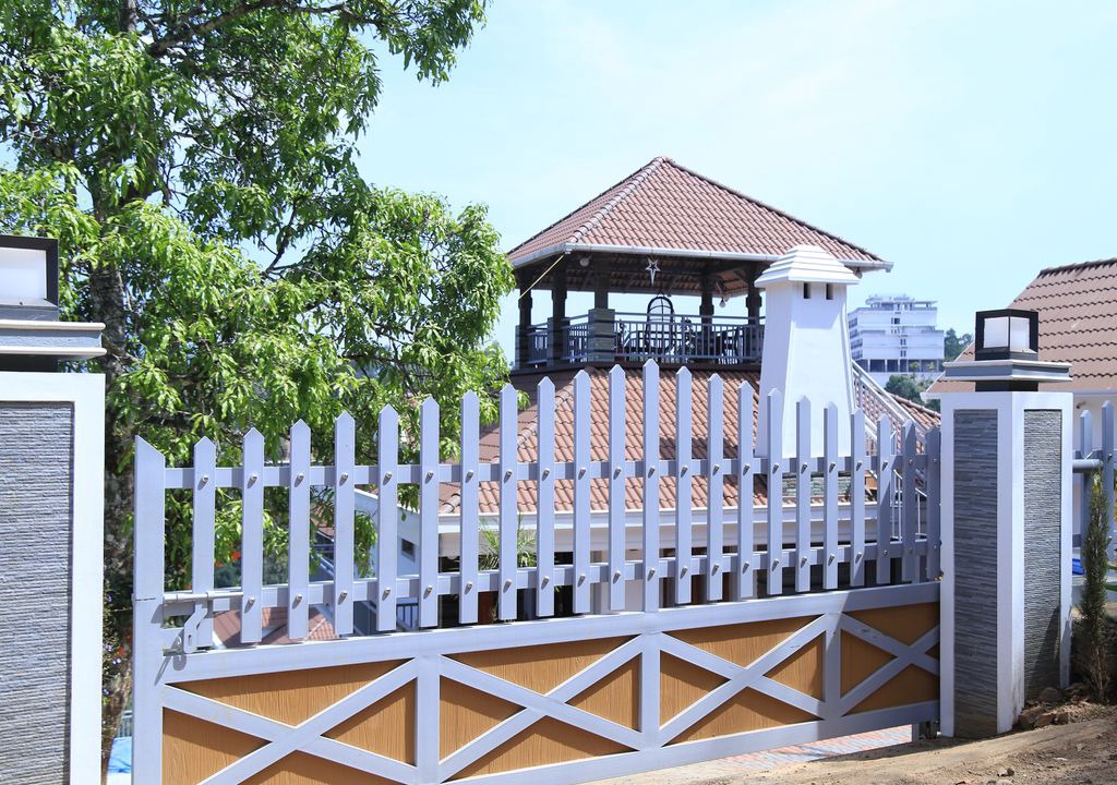 Anachal Villa | Luxury cottages with beautiful mountain view