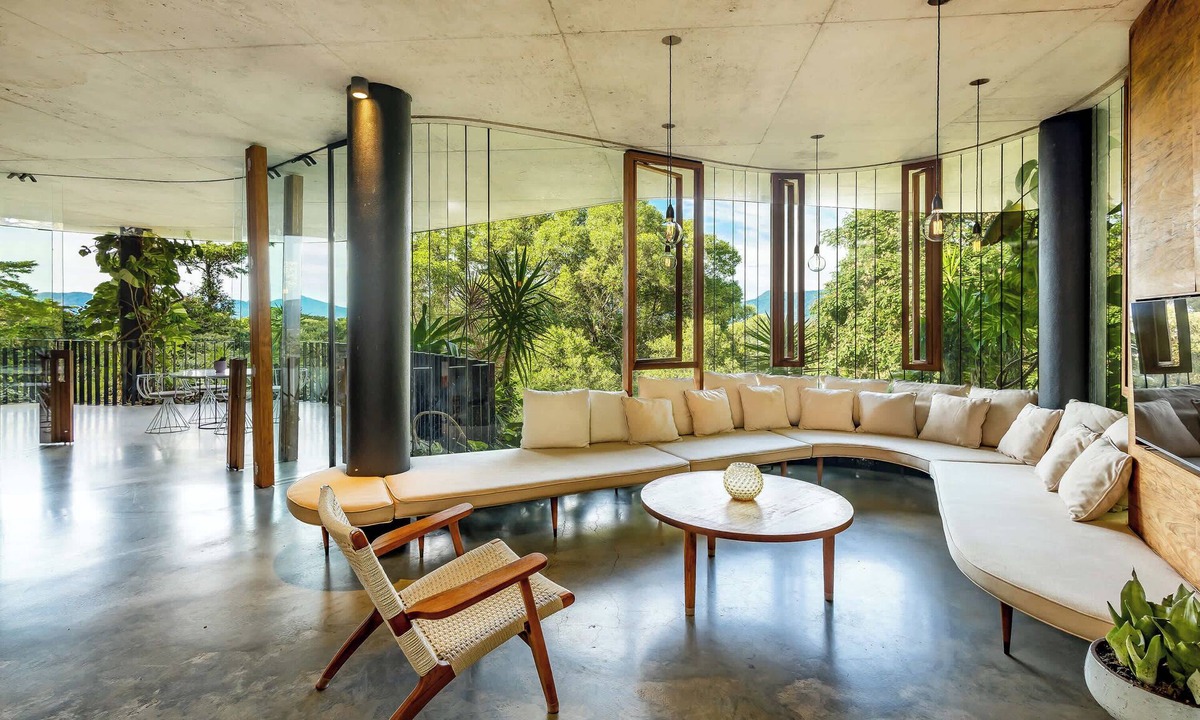Cairns Villa | Luxury Eco Villa with Infinity Pool Rainforest View