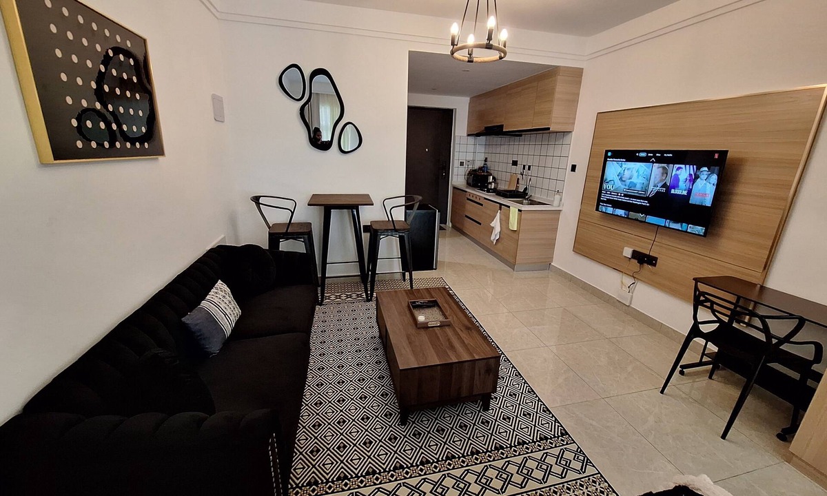 Ruaka Apartment | Luxury Studio Apartment with Proximity to two rivers & village market Malls