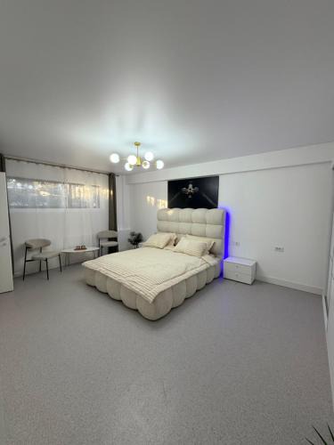 Barlad Apartment | LVO Studio