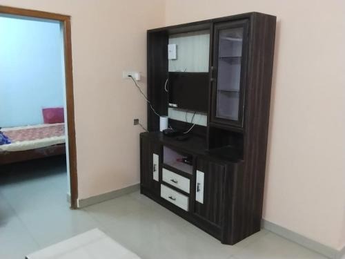 Tiruchirappalli Apartment | Madhavi Enclave Homestay