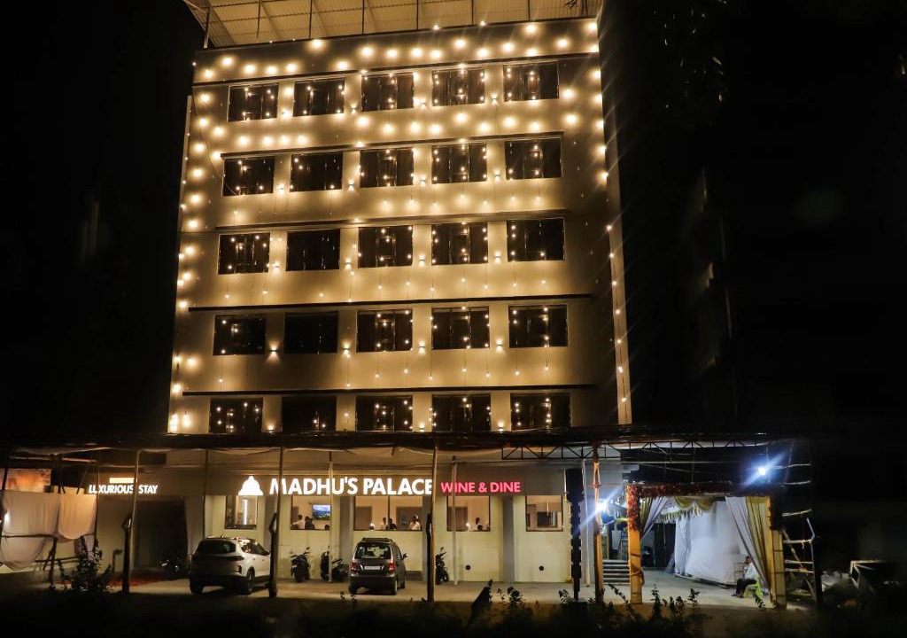 Amarnath Hotel | Madhu's Palace