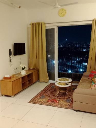 Paud Apartment | MaEra's Den