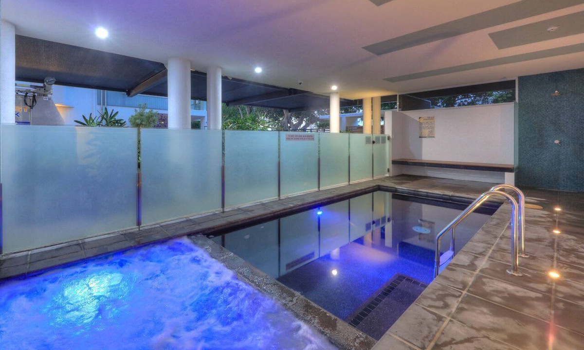 Horseshoe Bay Apartment | Maggies Beachfront Apt. 11
