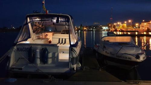 Mangalia Boat Rental | MAGIC - MAGIC POINT