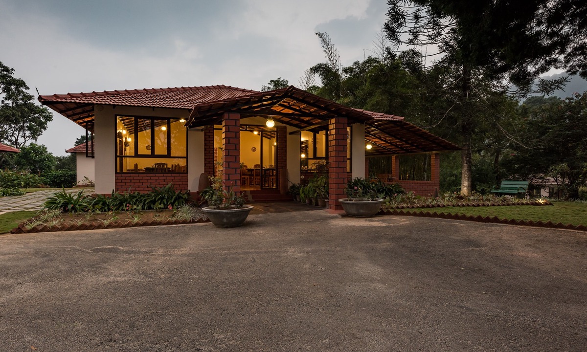 Virarajendrapet Hotel | Magnolia Estates & Resorts