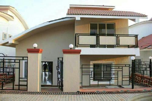 Medha Villa | Mahabaleshwar waterfall view villa