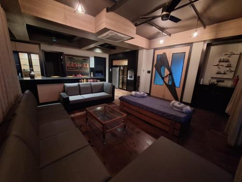 Sigra Apartment | MAHARANI VILLA BENARAS - Garden View Apartment 2BHK Furnished Flat near Kashi Vishwanath Temple 2 KM