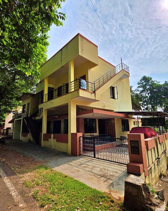 Gokulam Apartment | Manasthala- Srinivas House Room1