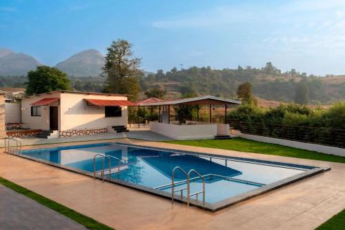 Khalapur House | Mango Serene by Roamigo