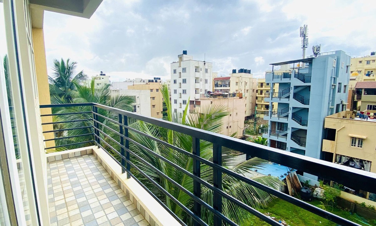 Kadubeesanahalli Hotel | Mapletree Inn