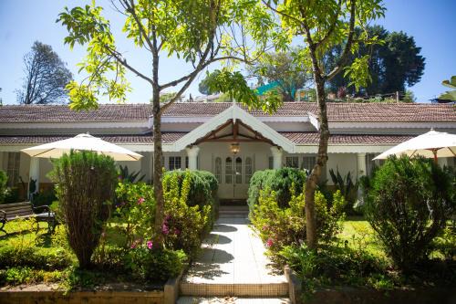 Pudumund House | Marlihill Bungalow - A CGH Earth SAHA Experience