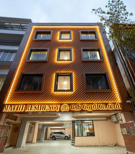 Periamet Hotel | Mathi Residency