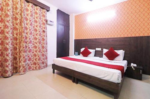 South West Hotel | Mauryan Express Hotel Dashrathpuri Metro