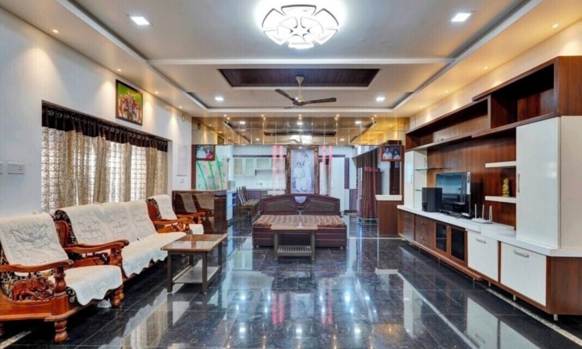 Nellore Hotel | MEDI KONDA GRAND