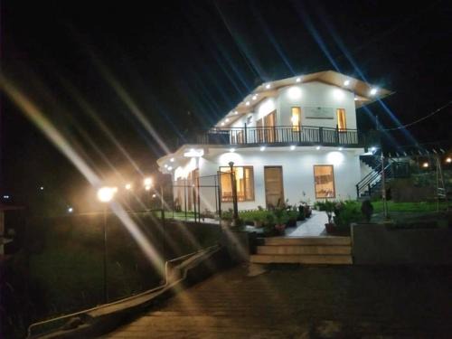 Tehri Range House | Memento Vivere
