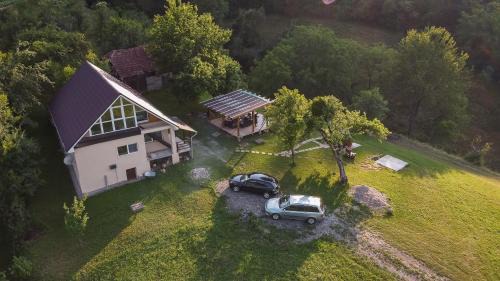 Bratca House | Mese-Háza