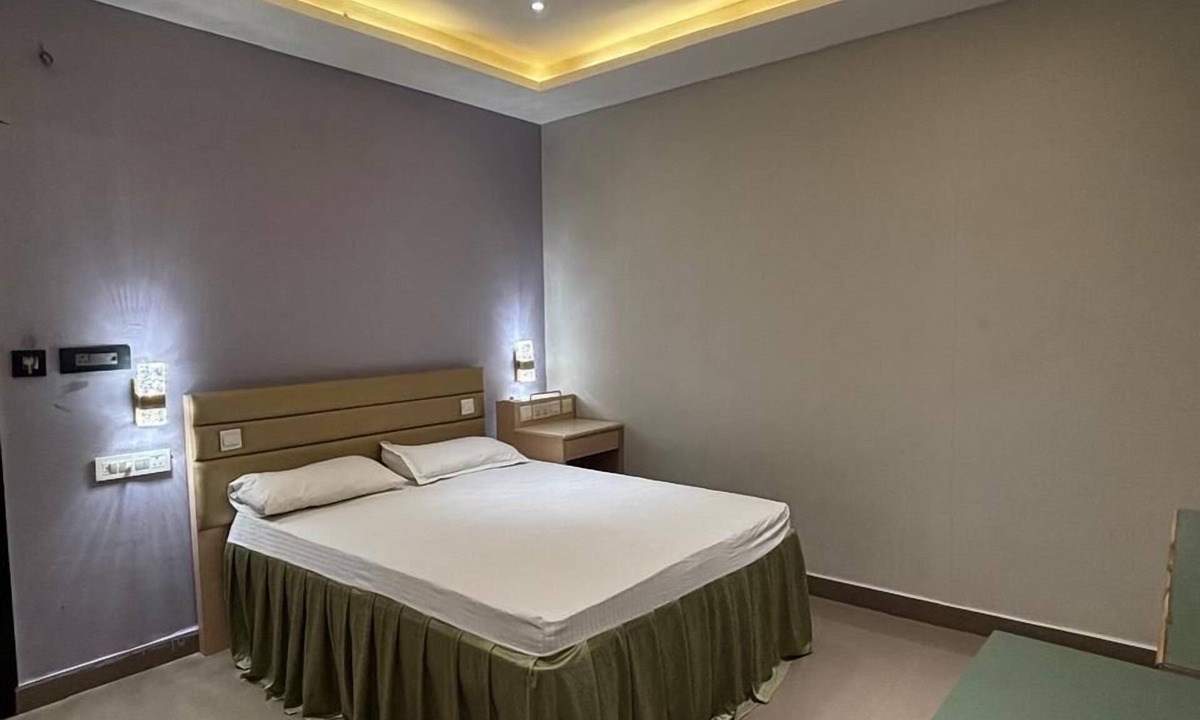 Gwalior Hotel | Mestays