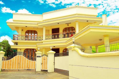 Kaloor House | Metropolitan Serviced Villa