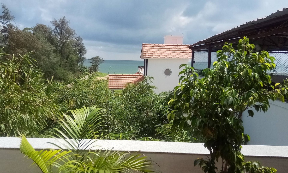 Mahabalipuram Beach Hotel | Meya Beach Walk Hotel