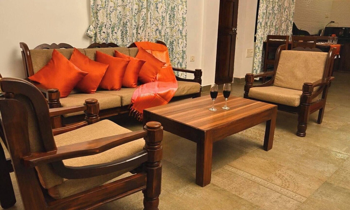 Calangute Apartment | Modern 2BHK near Baga Beach Easy Access to Cafes & Restaurants - by StayNomad