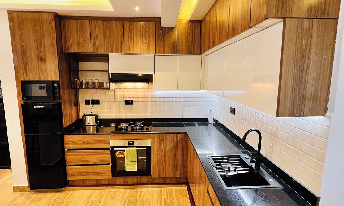 Arusha Apartment | Modern 2BR Garden Home. BBQ . 10 min to Town/Sereni Homes