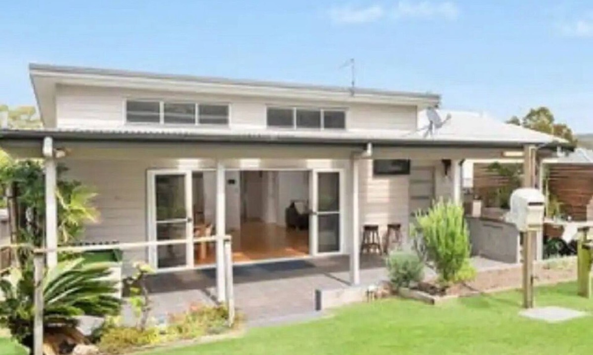 Mona Vale House | Mona Vale Coastal Escape