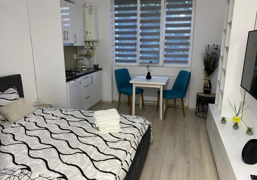 Onesti Apartment | Monica Studio