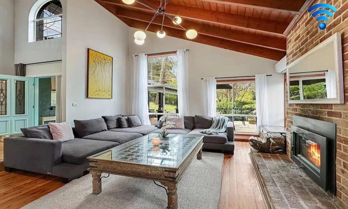 Mittagong House | Mount Gibraltar Retreat – stylish home in a serene natural setting
