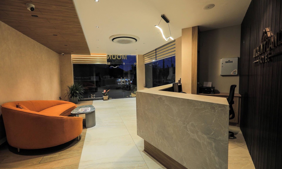 Sulthan Bathery Hotel | Mount Land
