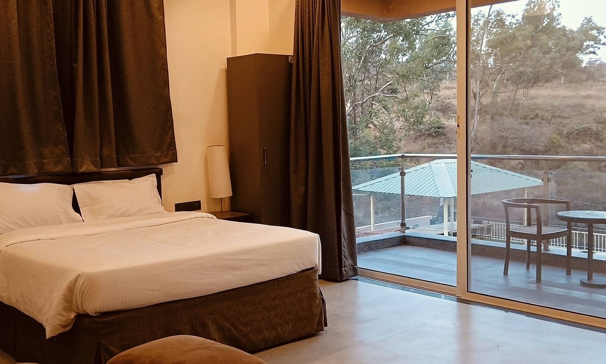 Bhilar Resort | Mountain Meadows Resort