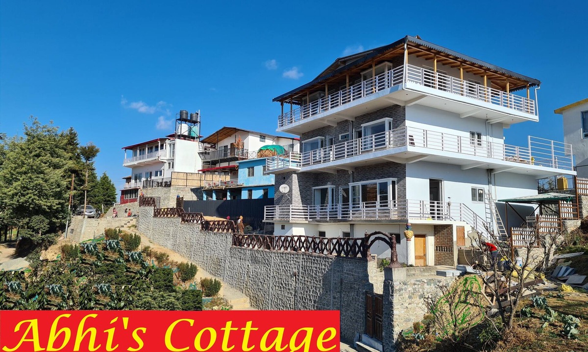 Mukteshwar Hotel | Mountain view rooms with private balcony