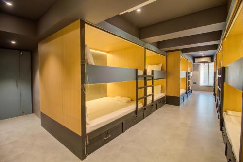 Malad West Hostel | Mumbai Dorms
