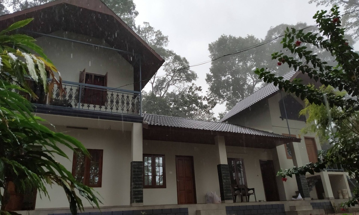 Devikolam House | MUNNAR CARDAMOM FOREST ESTATE 3BHK ENTIRE BUNGLOW