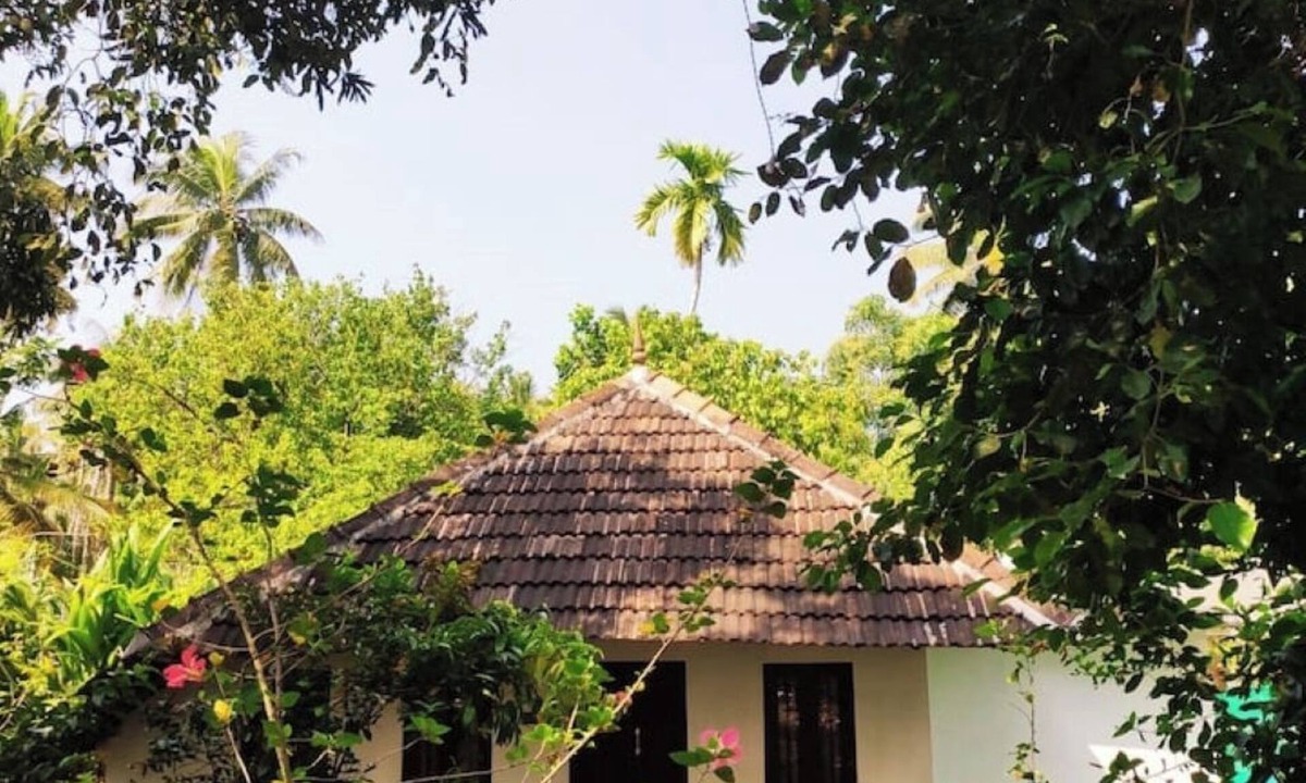 Munroe Island Bed & Breakfast | Munroe Inn Homestay.