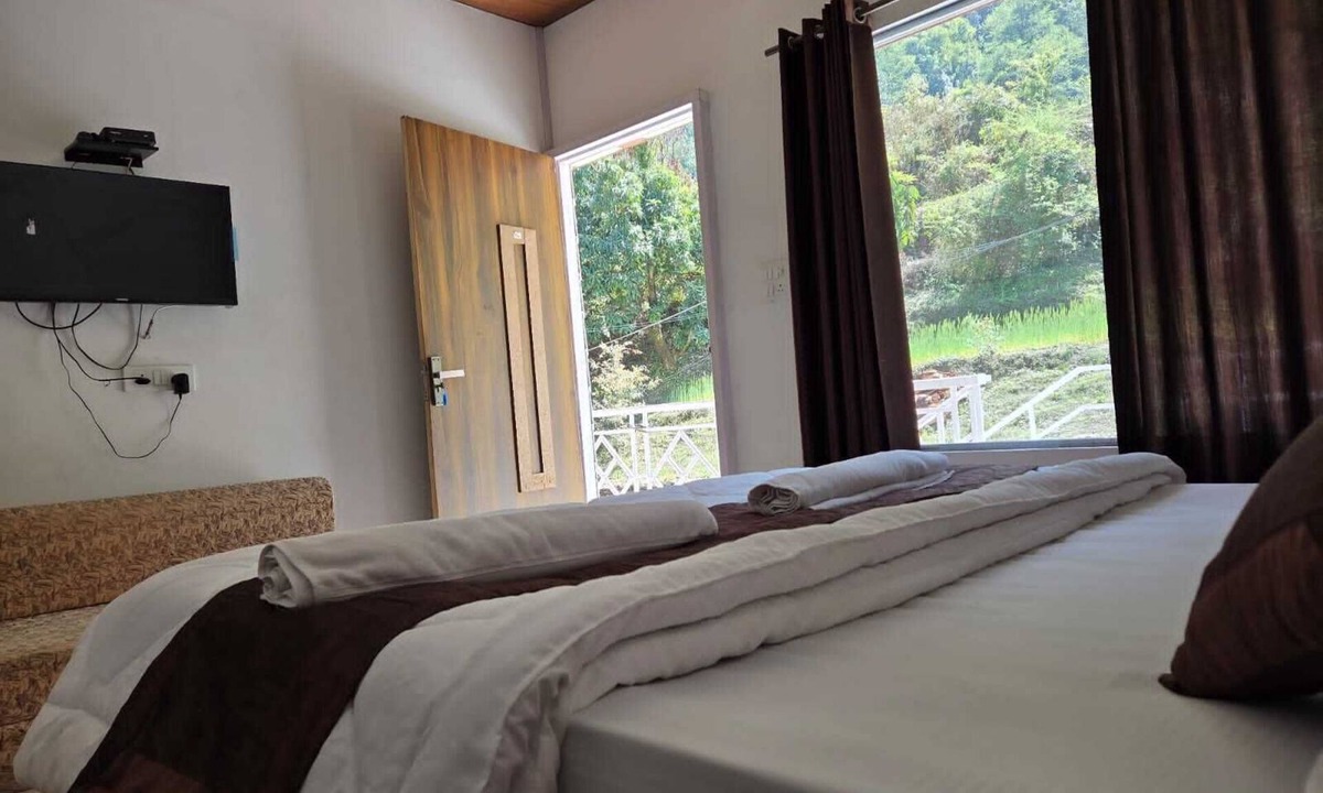 Narainkoti Hotel | Namami Kedara Resort