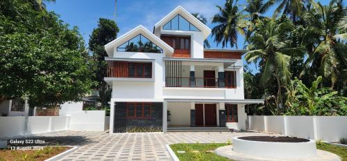 Kozhikode Villa | Nambiaparambil Serviced Villa