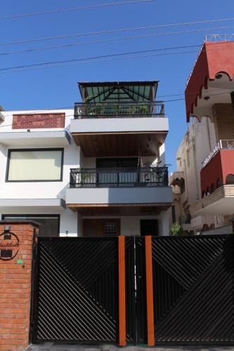 Ajmer House | Namoha Stay - Homestay