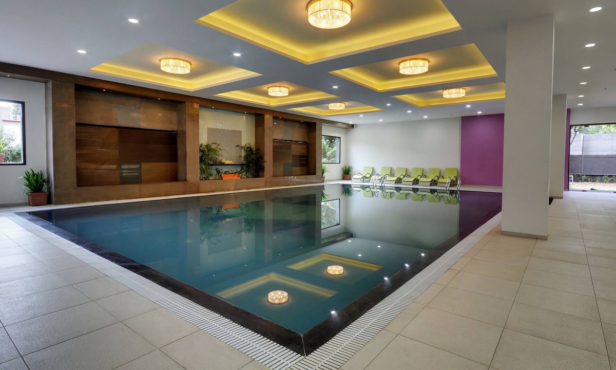 Bhat Hotel | Narayani Heights Hotel and Resort