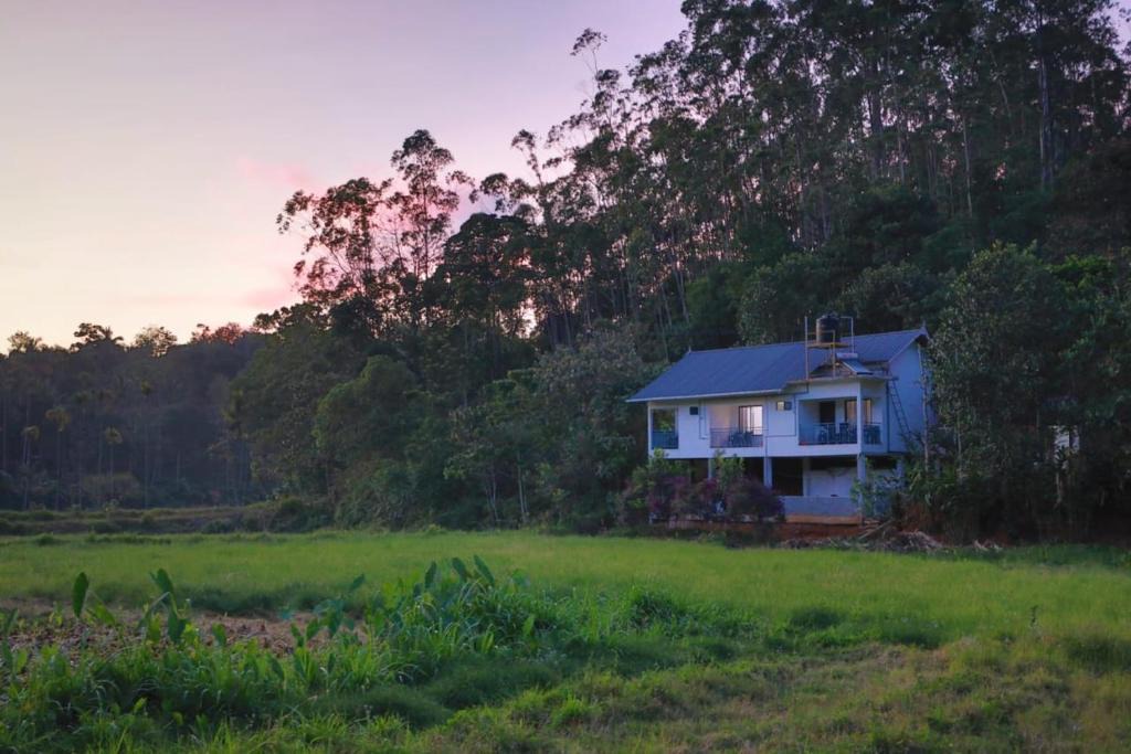 Kunchithanny Villa | Nature Villa Munnar