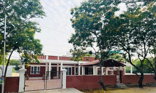 Sholinganallur Villa | Nature Woods