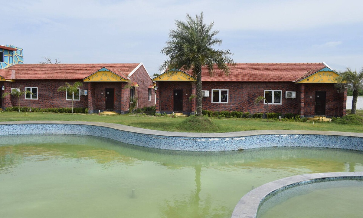 Sirkazhi Hotel | Navagiraga Resorts & Hotel