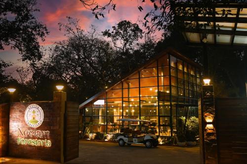 Pachmarhi Bed & Breakfast | Neelam Foresteria Resort