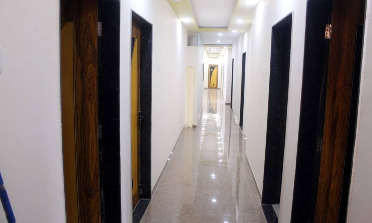 Kankavali Hotel | Neelisha River Front Inn