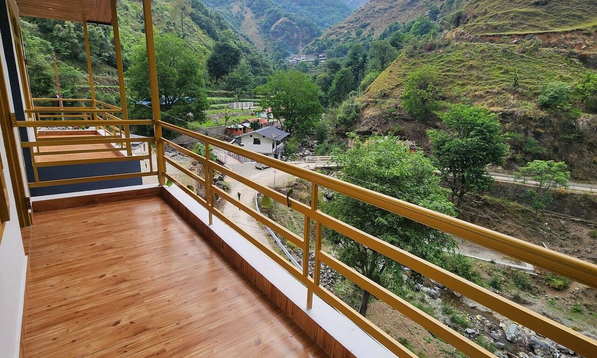 Chakrata Hotel | NEERANGANA RETREAT