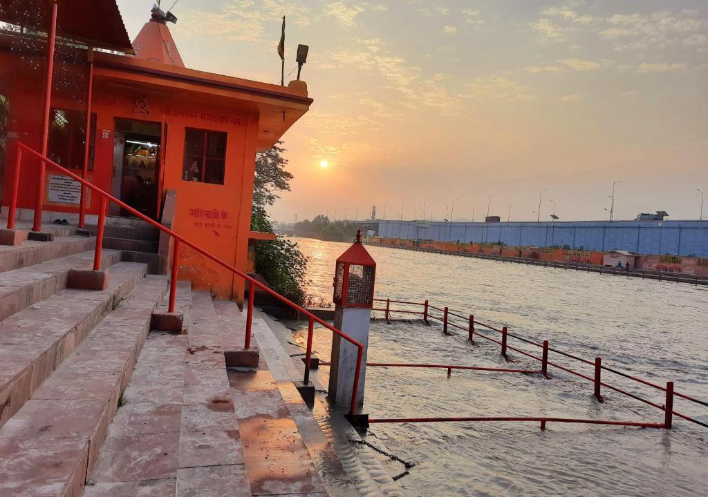 Jwalapur House | nehnilayam Homestay, home with fusion of style & comfort