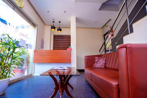 Ernakulam South Cabin | New AS Tourist Home