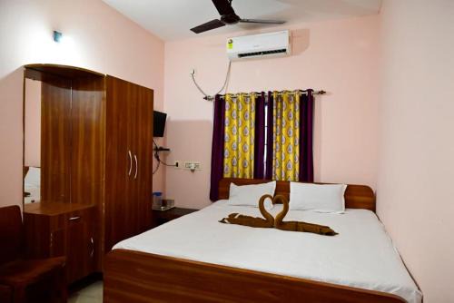 Tarapith House | New SRI GURU BHAVAN
