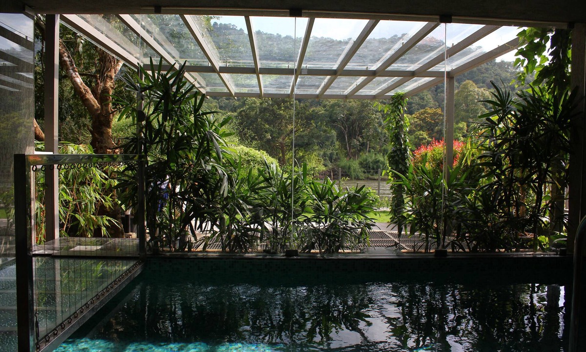 Perumbavoor Hotel | Niraamaya Retreats Samroha Athirappilly