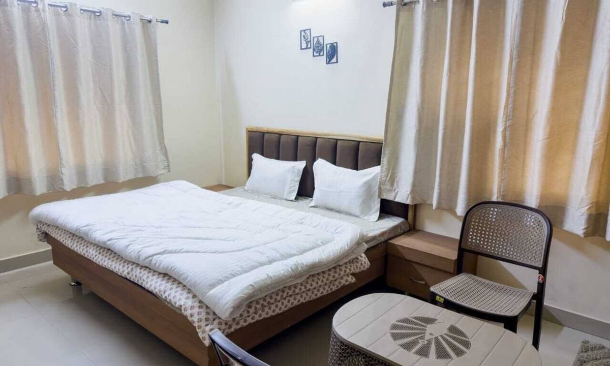 Mathura House | Nirvana Homestay, located in the serene and prestigious high end Dampier Nagar.